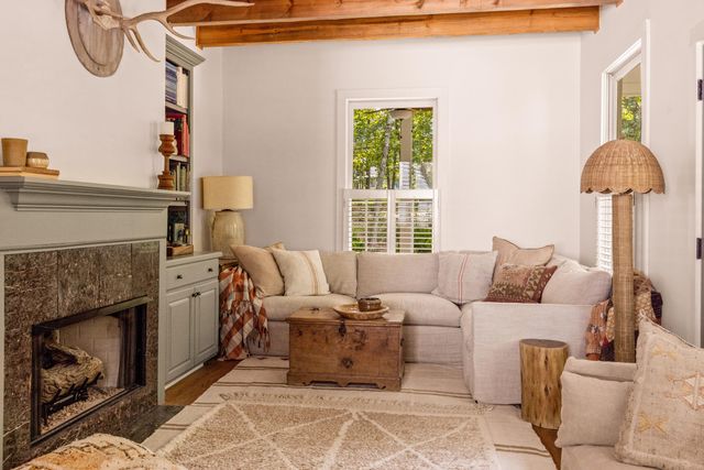 48 Brock Creek Trail, Signal Mountain, TN 37377