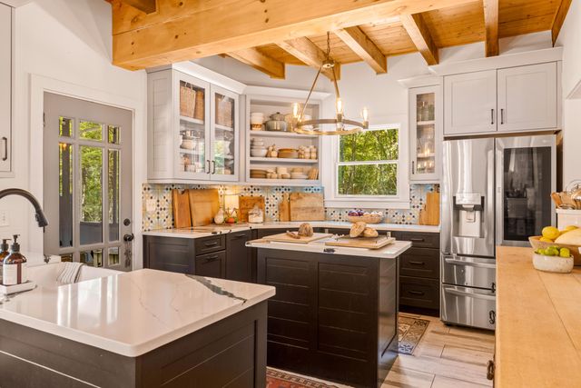 48 Brock Creek Trail, Signal Mountain, TN 37377