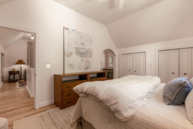 48 Brock Creek Trail, Signal Mountain, TN 37377