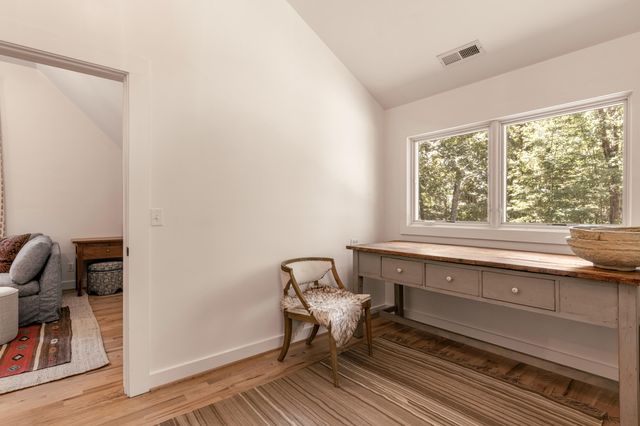 48 Brock Creek Trail, Signal Mountain, TN 37377