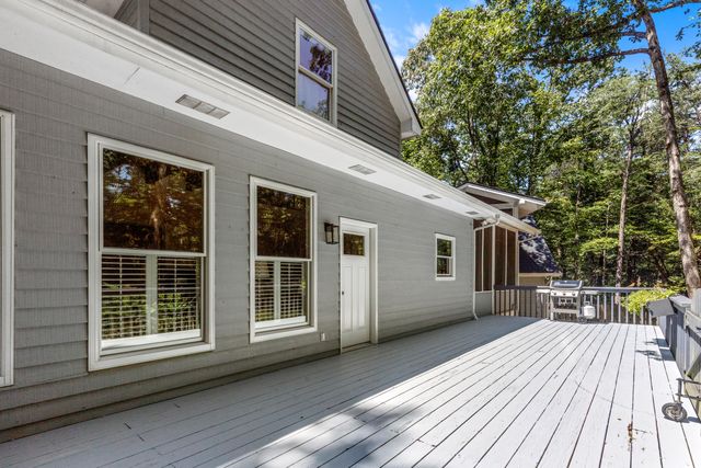 48 Brock Creek Trail, Signal Mountain, TN 37377