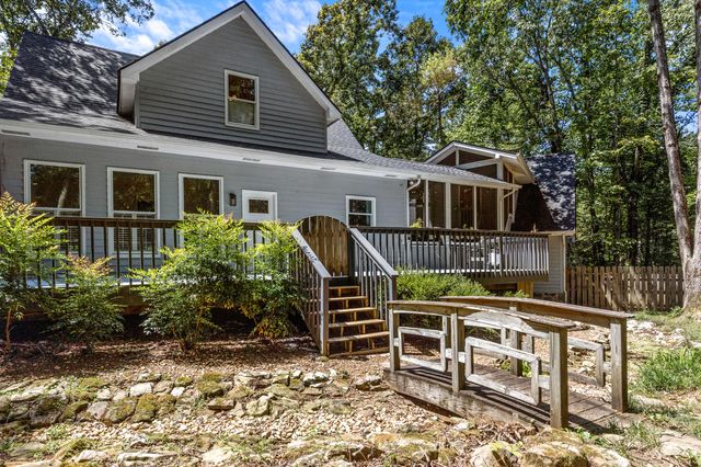 48 Brock Creek Trail, Signal Mountain, TN 37377