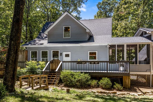 48 Brock Creek Trail, Signal Mountain, TN 37377
