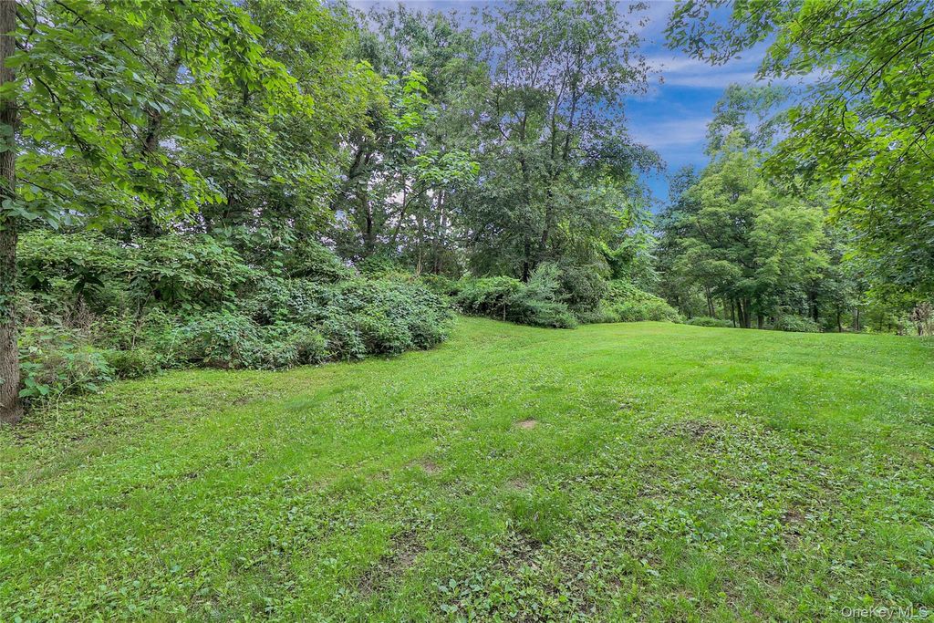 1 Pamela Place, Millwood, NY 10546 — photo 5
