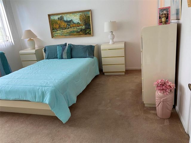 811 S Hollybrook Drive 203, Pembroke Pines, FL 33025