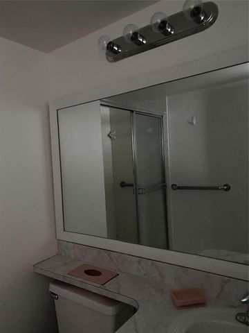 811 S Hollybrook Drive 203, Pembroke Pines, FL 33025