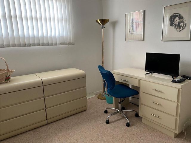 811 S Hollybrook Drive 203, Pembroke Pines, FL 33025