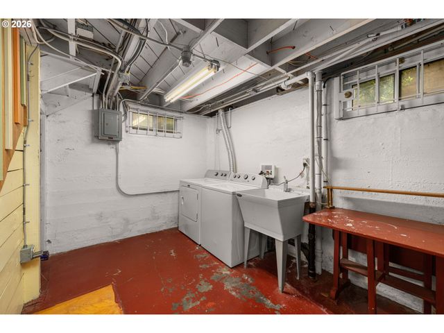6405 Ne 26TH Ave, Portland, OR 97211