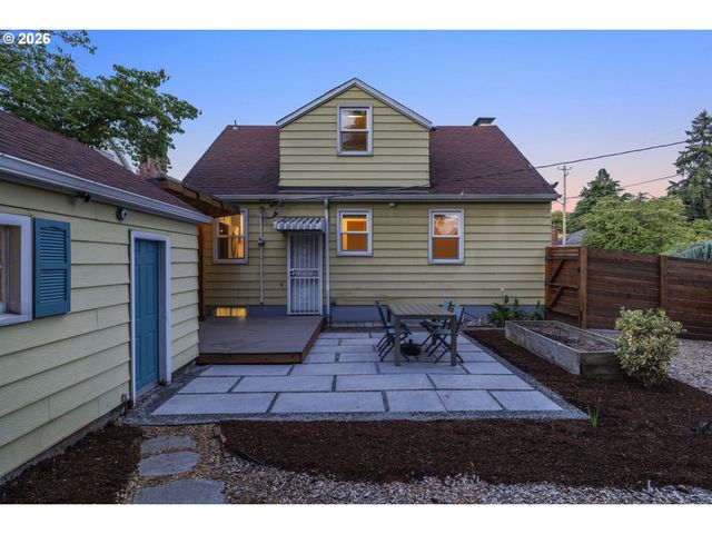 6405 Ne 26TH Ave, Portland, OR 97211