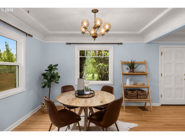 6405 Ne 26TH Ave, Portland, OR 97211