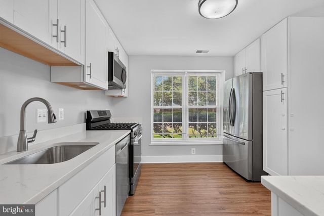 7501 BLANFORD CT, Alexandria, VA 22315