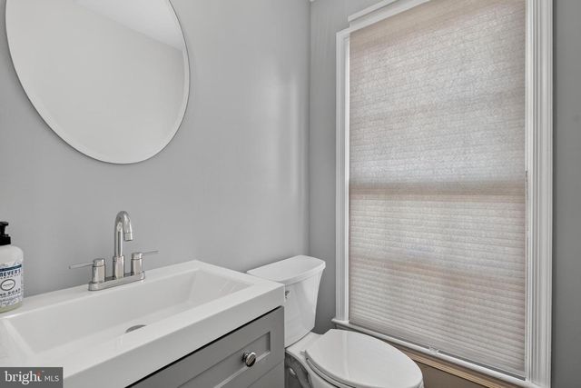 7501 BLANFORD CT, Alexandria, VA 22315