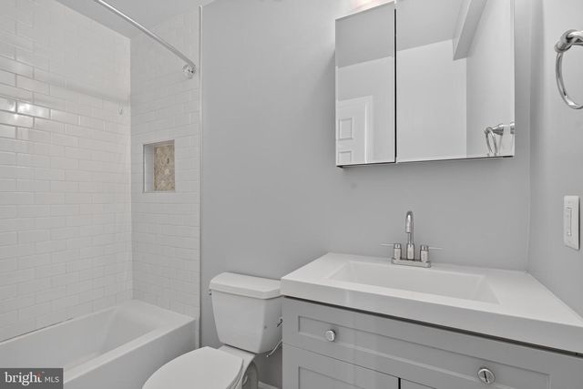 7501 BLANFORD CT, Alexandria, VA 22315