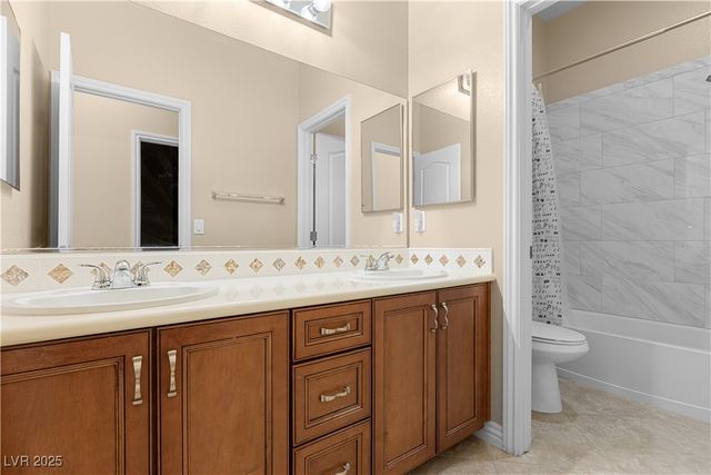 7215 Laramie Avenue, Las Vegas, NV 89113