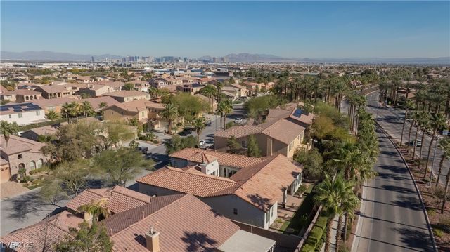 7215 Laramie Avenue, Las Vegas, NV 89113