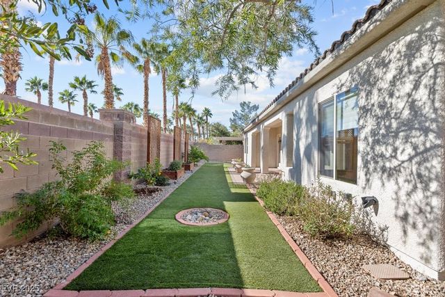 7215 Laramie Avenue, Las Vegas, NV 89113