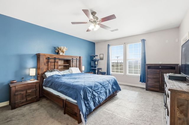 102 Van Meter Drive, Aurora, TX 76078