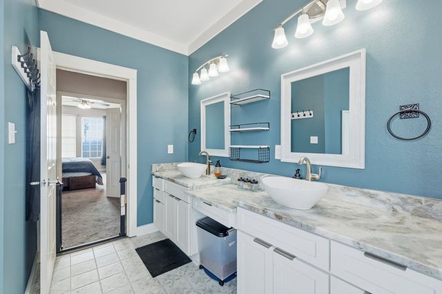 102 Van Meter Drive, Aurora, TX 76078