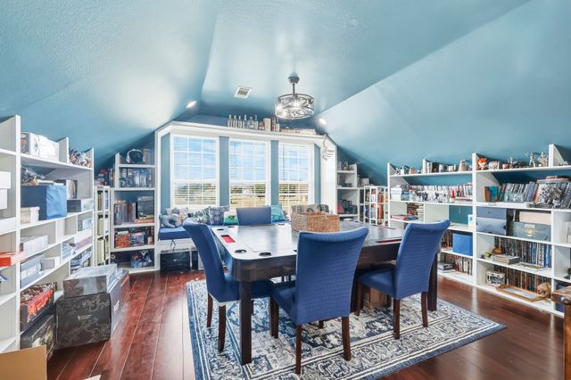 102 Van Meter Drive, Aurora, TX 76078