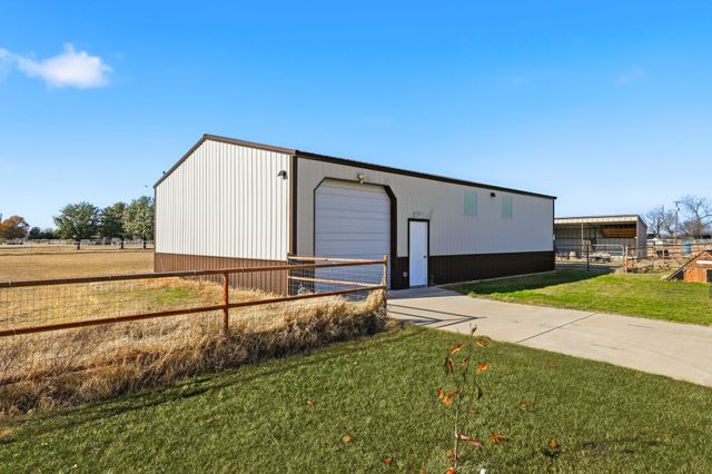 102 Van Meter Drive, Aurora, TX 76078