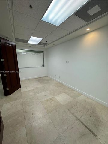 268 Alhambra Cir, Coral Gables, FL 33134