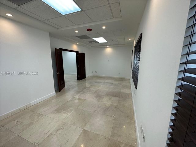 268 Alhambra Cir, Coral Gables, FL 33134