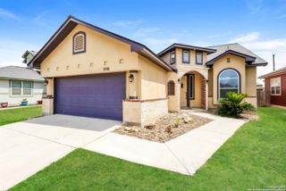3918 Bogie Way, Converse, TX 78109