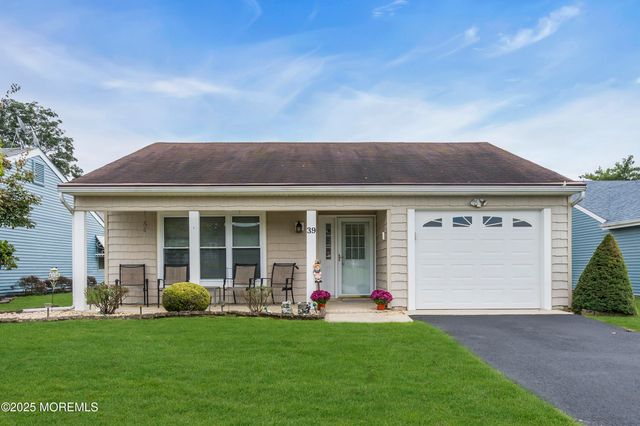 39 Dorset Road, Manchester, NJ 08759