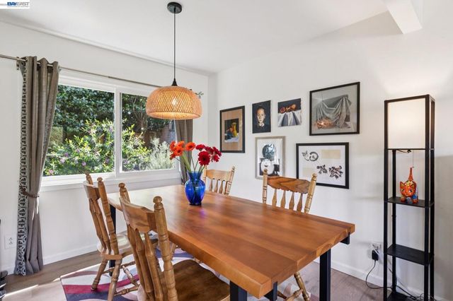 55 Asilomar Cir, Oakland, CA 94611