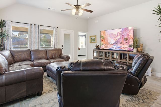 633 Retama Drive, Fort Worth, TX 76108