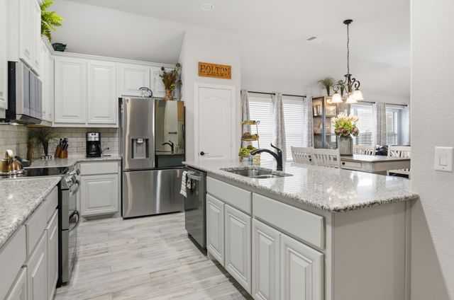 633 Retama Drive, Fort Worth, TX 76108