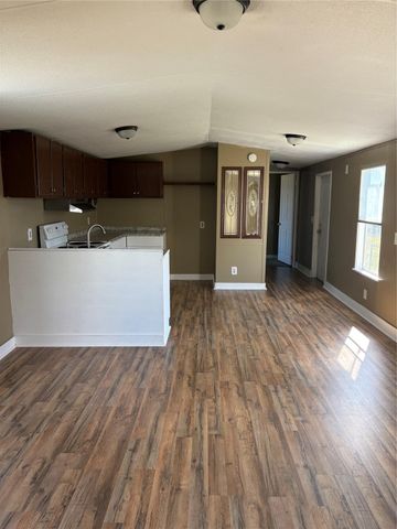 2501 Mcdonald Road, Oyster Creek, TX 77541