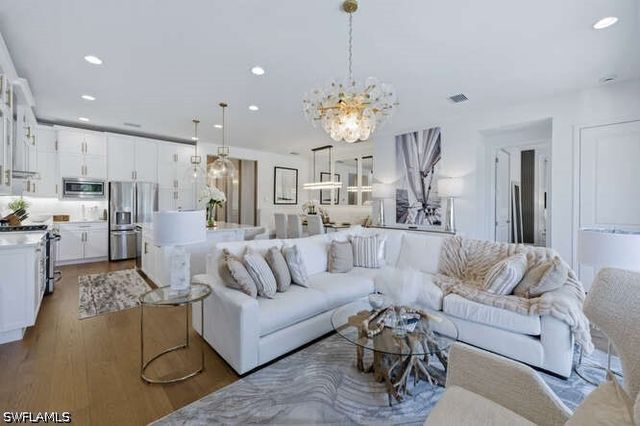 2872 Bloomfield WAY, Naples, FL 34112