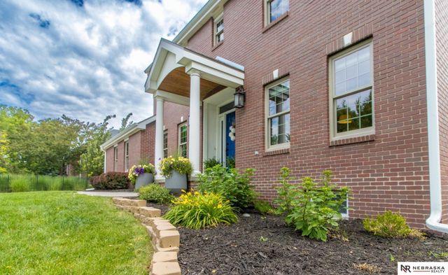 6808 Ridge Road, Lincoln, NE 68512
