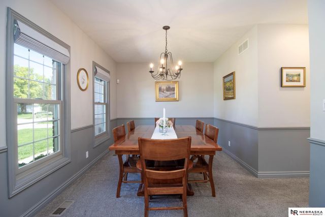 6808 Ridge Road, Lincoln, NE 68512