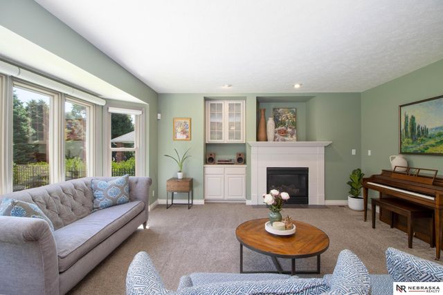 6808 Ridge Road, Lincoln, NE 68512