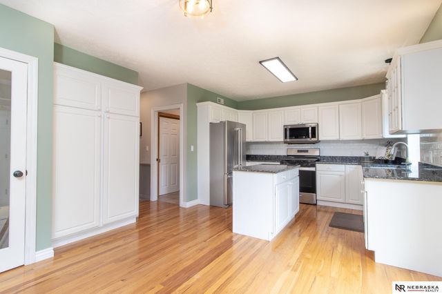 6808 Ridge Road, Lincoln, NE 68512