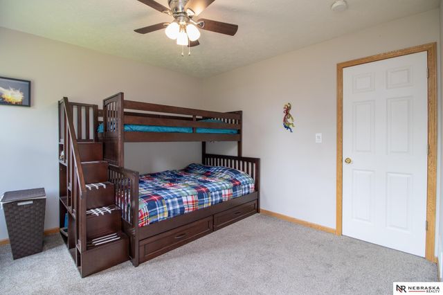 6808 Ridge Road, Lincoln, NE 68512