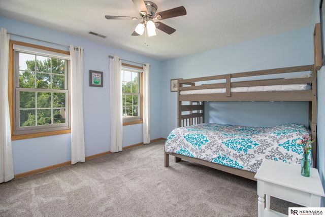 6808 Ridge Road, Lincoln, NE 68512