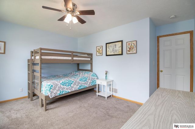 6808 Ridge Road, Lincoln, NE 68512