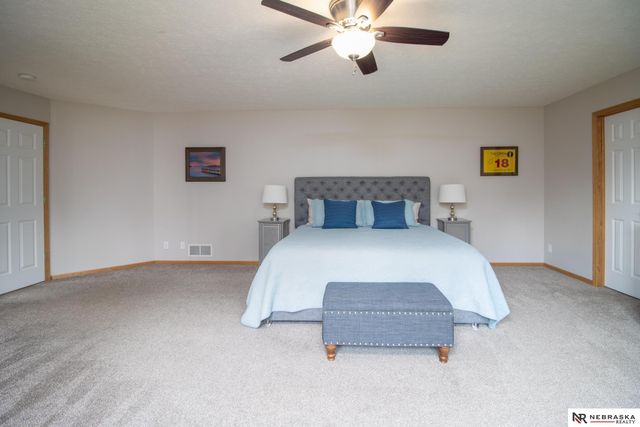 6808 Ridge Road, Lincoln, NE 68512