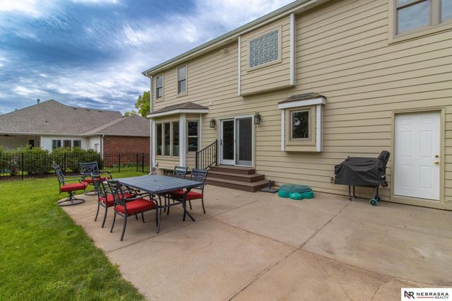 6808 Ridge Road, Lincoln, NE 68512