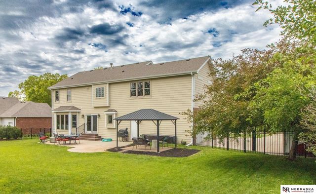 6808 Ridge Road, Lincoln, NE 68512