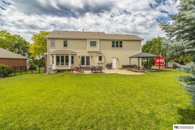 6808 Ridge Road, Lincoln, NE 68512