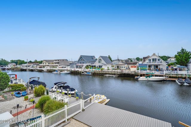 21 Lake Saint Clair Drive, Little Egg Harbor, NJ 08087