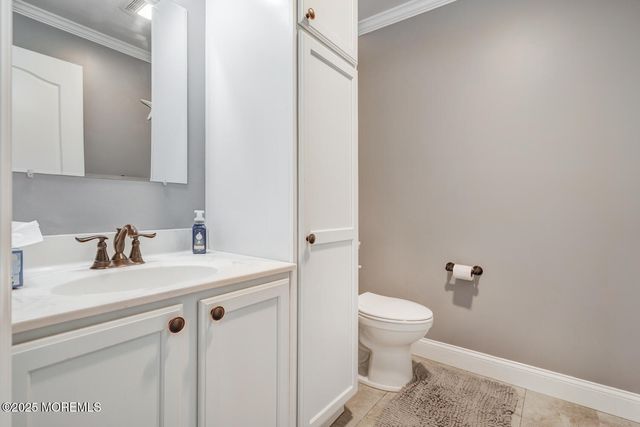 21 Lake Saint Clair Drive, Little Egg Harbor, NJ 08087