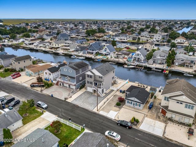 21 Lake Saint Clair Drive, Little Egg Harbor, NJ 08087