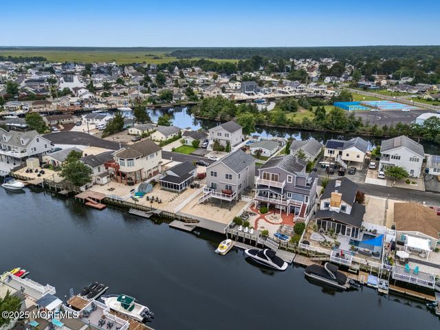 21 Lake Saint Clair Drive, Little Egg Harbor, NJ 08087