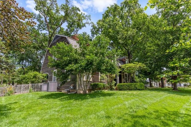 3510 W 102nd Street, Leawood, KS 66206