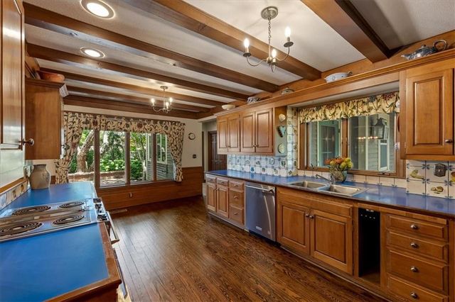 3510 W 102nd Street, Leawood, KS 66206